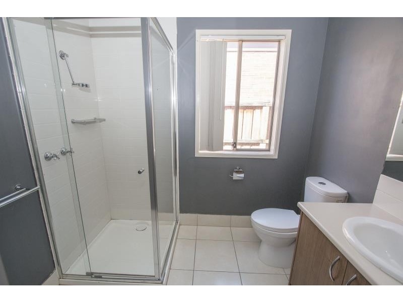 23 Saltbush Crescent, Brookfield VIC 3338