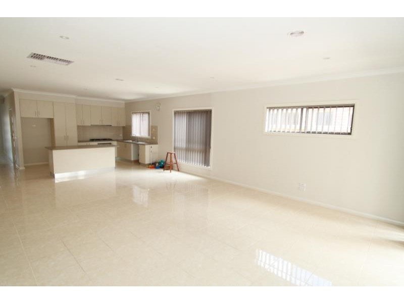 14 Triandra Drive, Brookfield VIC 3338