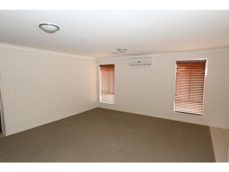 13 Red Fox Boulevard, Brookfield VIC 3338