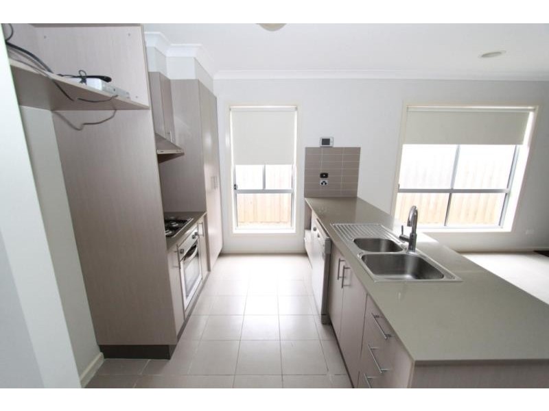 7 Boulderwood Court, Kurunjang VIC 3337