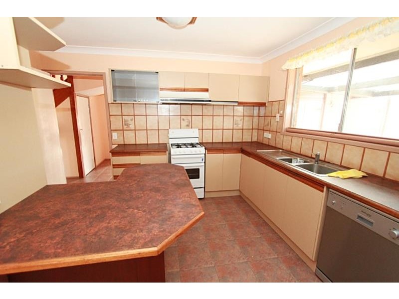 10 Glamis Place, Melton West VIC 3337