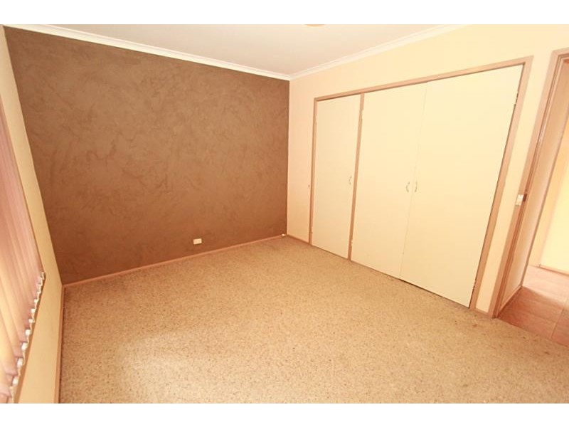 10 Glamis Place, Melton West VIC 3337