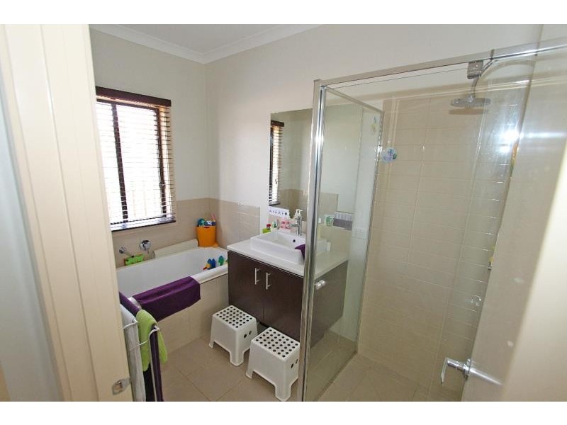 19 Kevington Drive, Eynesbury VIC 3338