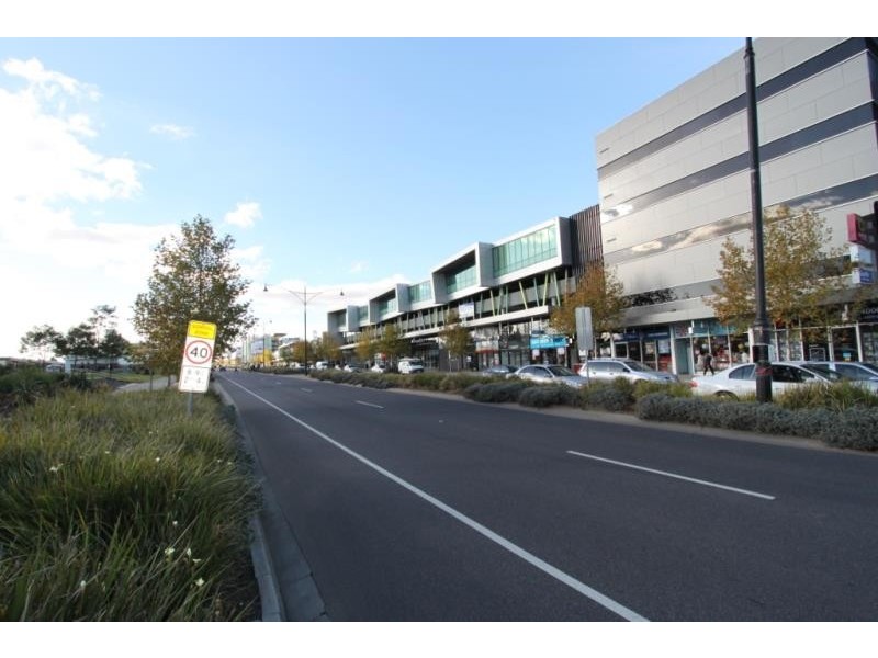 4/76 The Esplanade, Caroline Springs VIC 3023