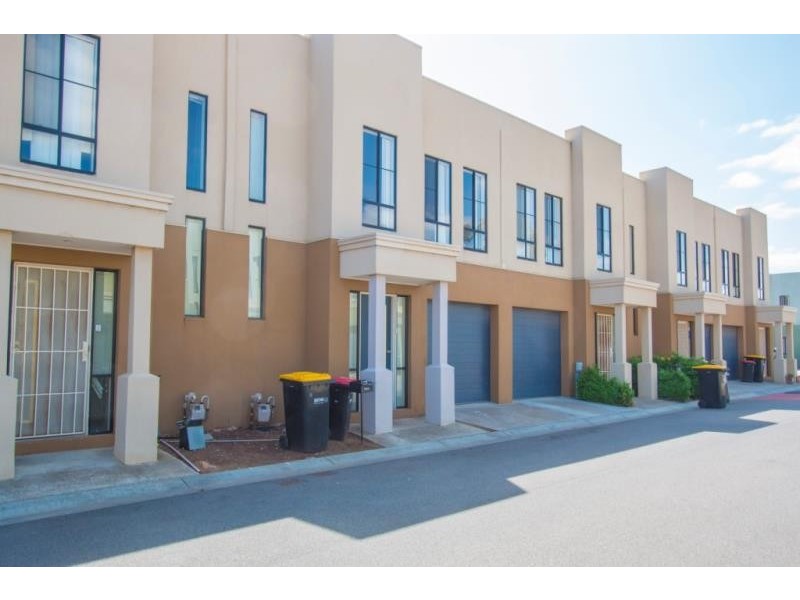 9/62 Andrew St, Melton South VIC 3338