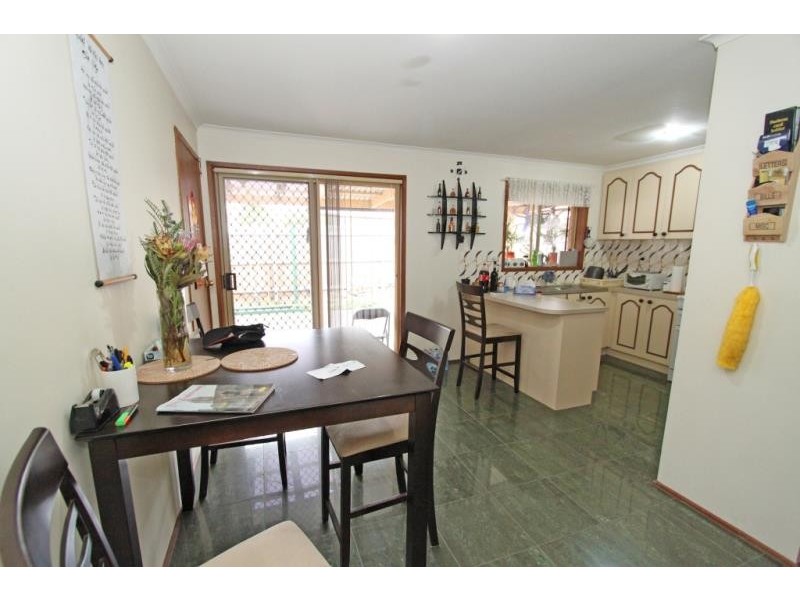 3/18 Toolern Street, Melton South VIC 3338