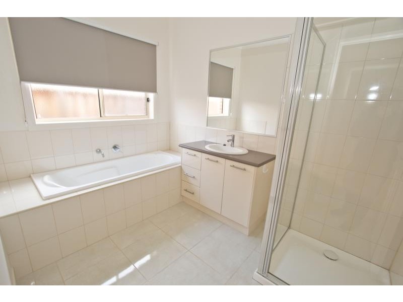 173 Botanica Springs Blvd, Brookfield VIC 3338