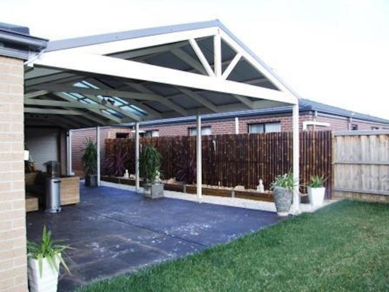 32 Merrystowe Way, Melton West VIC 3337