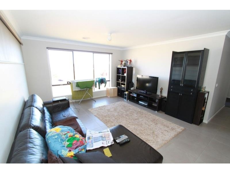 55 Longtree Drive, Melton West VIC 3337