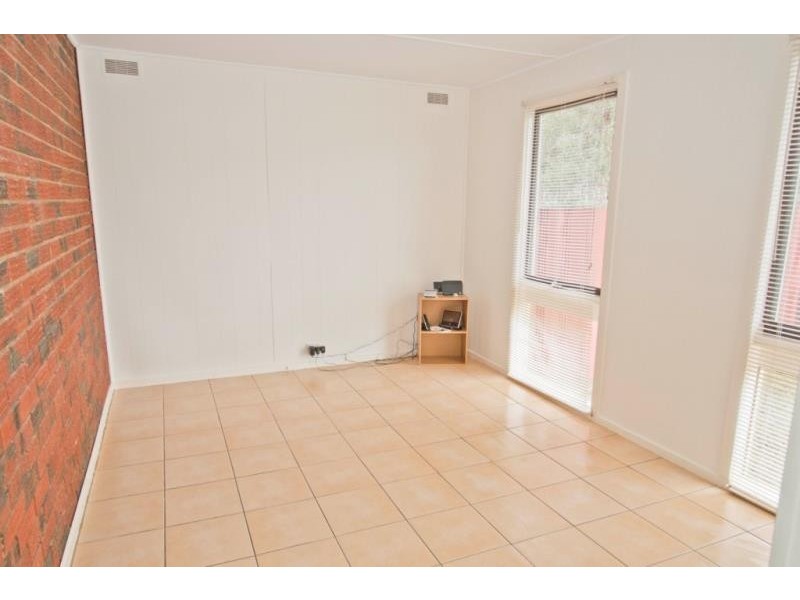 2 Raleighs Road, Melton, Melton VIC 3337