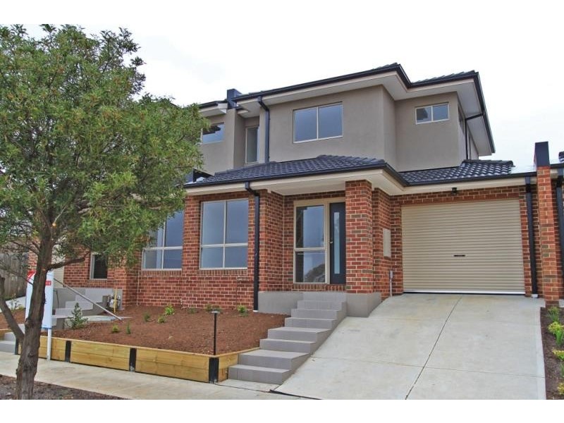 3/6 The Embankment, Kurunjang VIC 3337