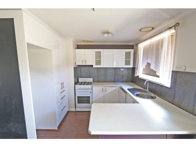 1/44A Palmerston Street, Melton VIC 3337