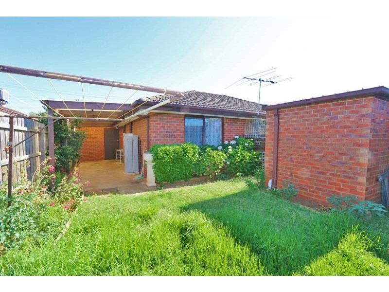 3/33-35 Henry Street, Melton VIC 3337