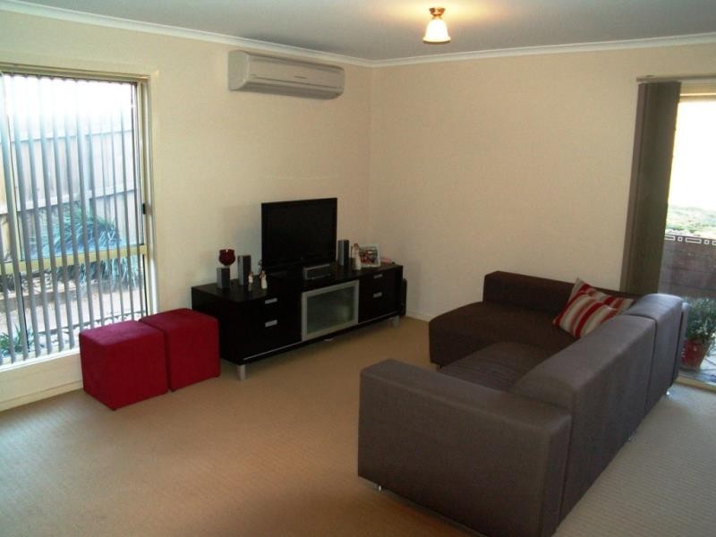 69 Gamalite Drive, Melton West VIC 3337