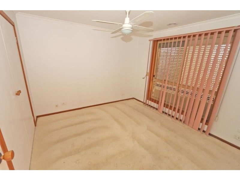 30 Gamalite Drive, Melton West VIC 3337