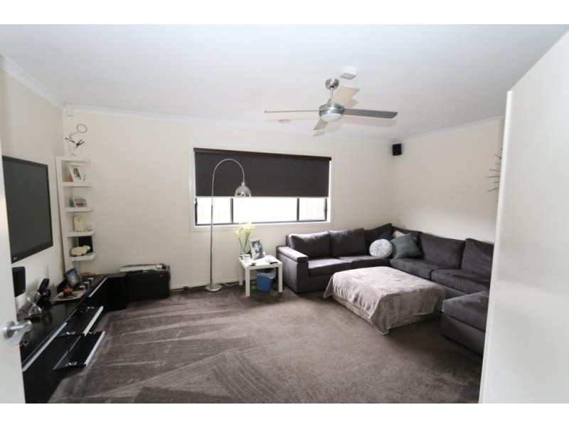 33 Archer Drive, Kurunjang VIC 3337