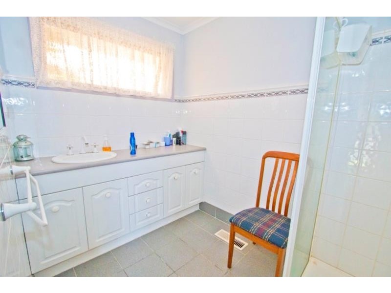 57 First Avenue, Melton South VIC 3338