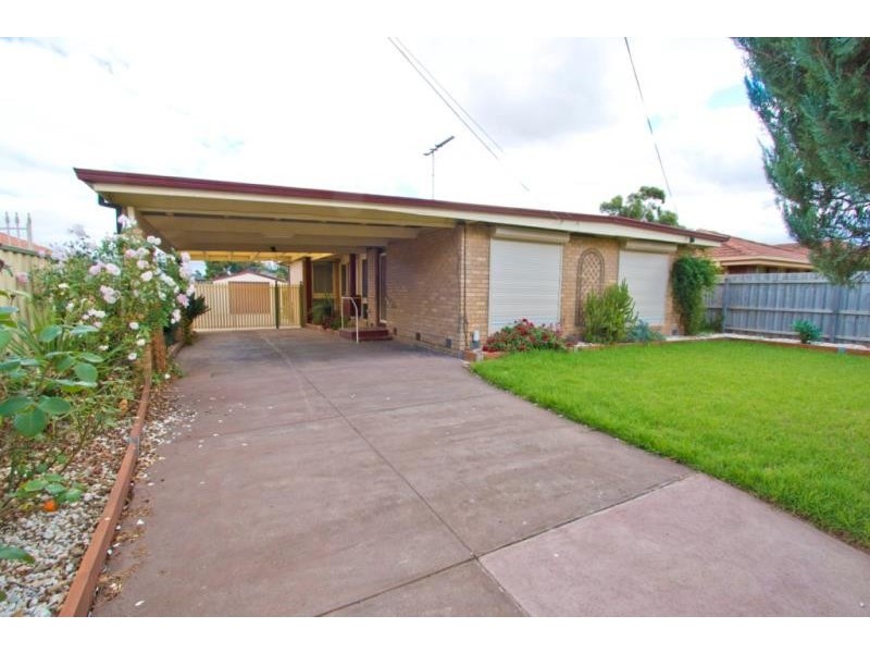 7 Murray Street, Melton South VIC 3338