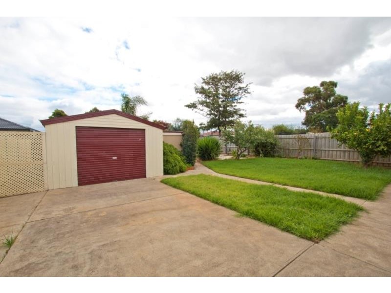 7 Murray Street, Melton South VIC 3338