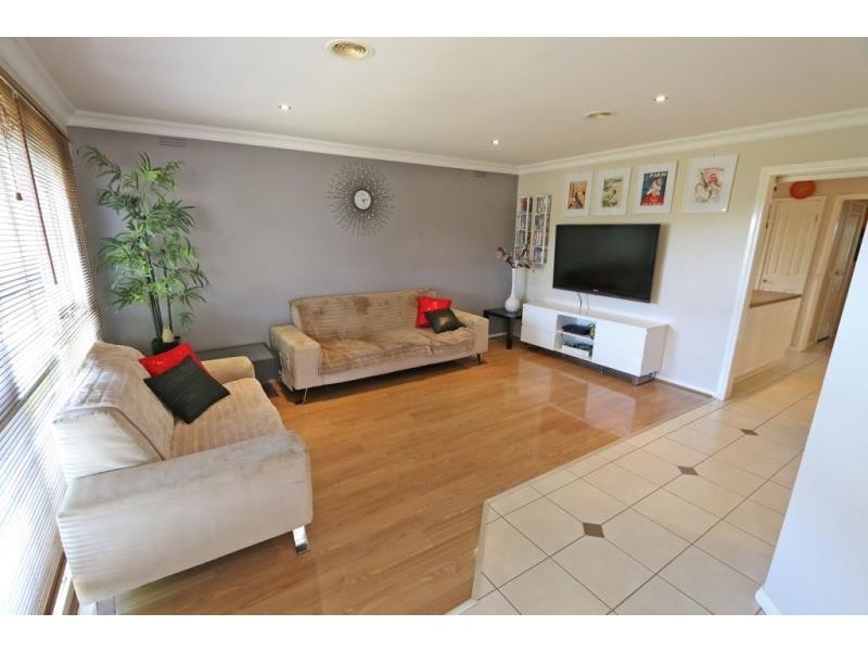 74 Rees Road, Melton South VIC 3338