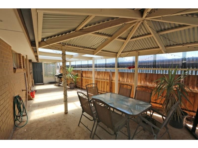 74 Rees Road, Melton South VIC 3338