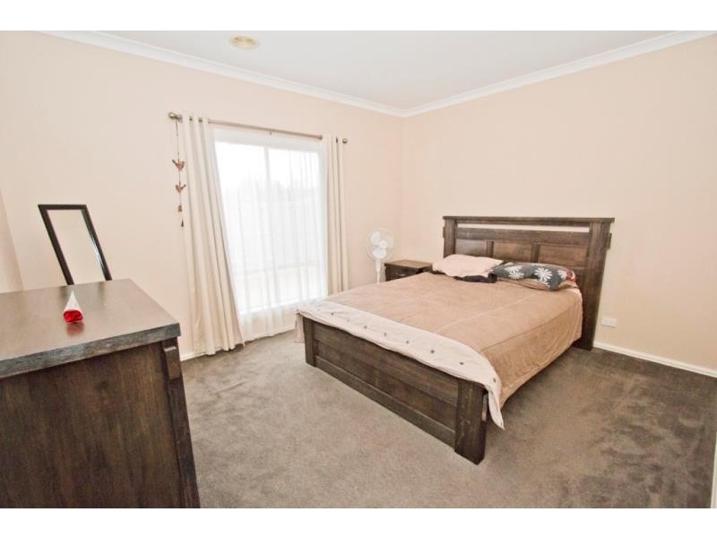 4 Stringybark Avenue, Brookfield VIC 3338