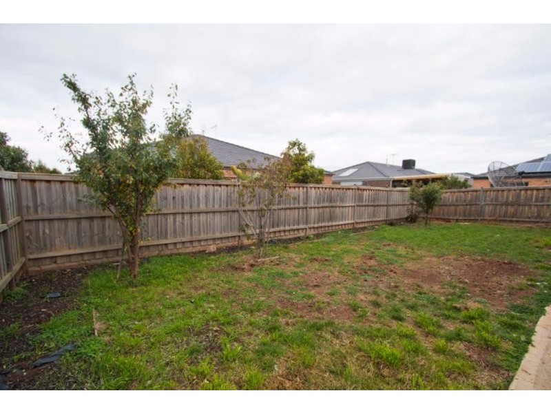 4 Stringybark Avenue, Brookfield VIC 3338