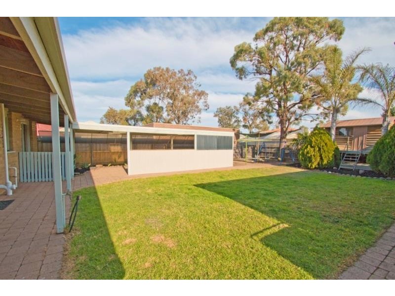 215 Gisborne Road, Melton VIC 3337
