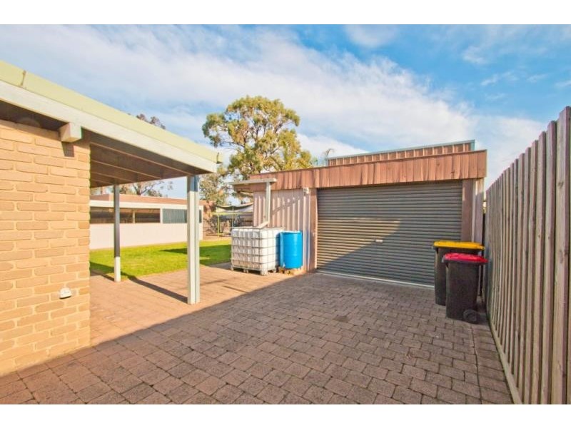 215 Gisborne Road, Melton VIC 3337