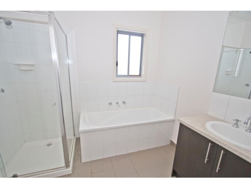 19/20-24 Palmerston Street, Melton VIC 3337