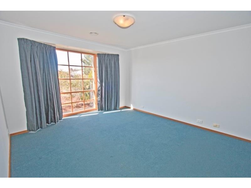 4 Gregory Place, Melton West VIC 3337