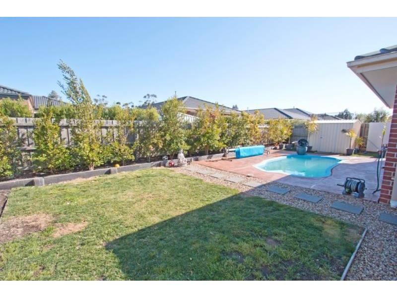 11 Creswick Avenue, Eynesbury VIC 3338