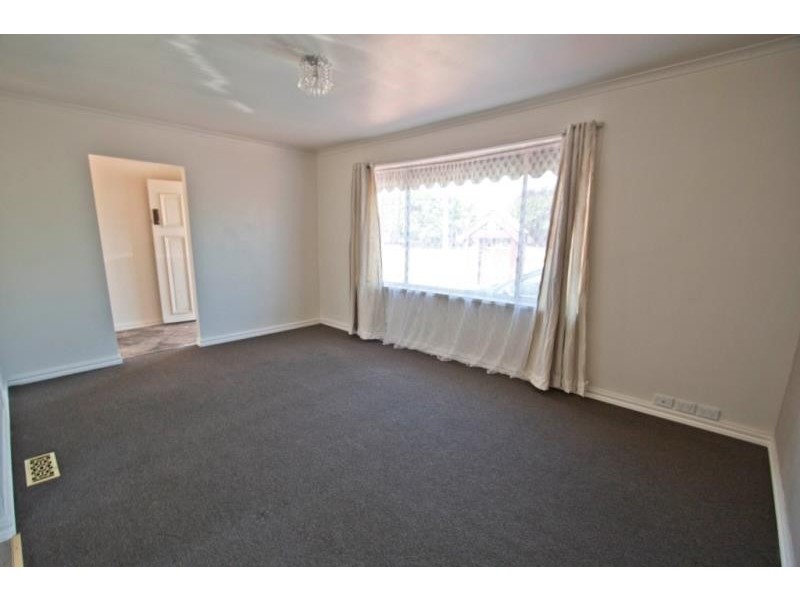 12 Milverton Street, Melton VIC 3337