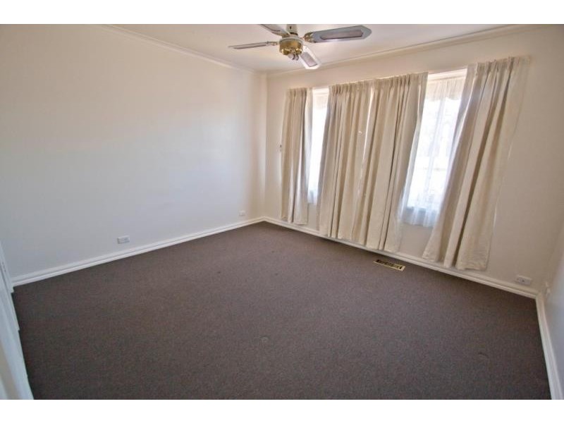 12 Milverton Street, Melton VIC 3337