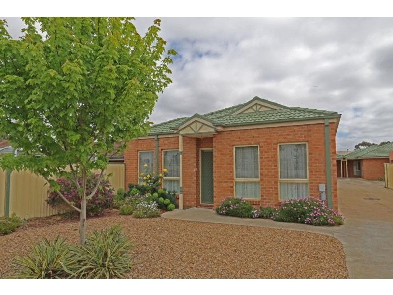 1/56 Henry Street, Melton VIC 3337