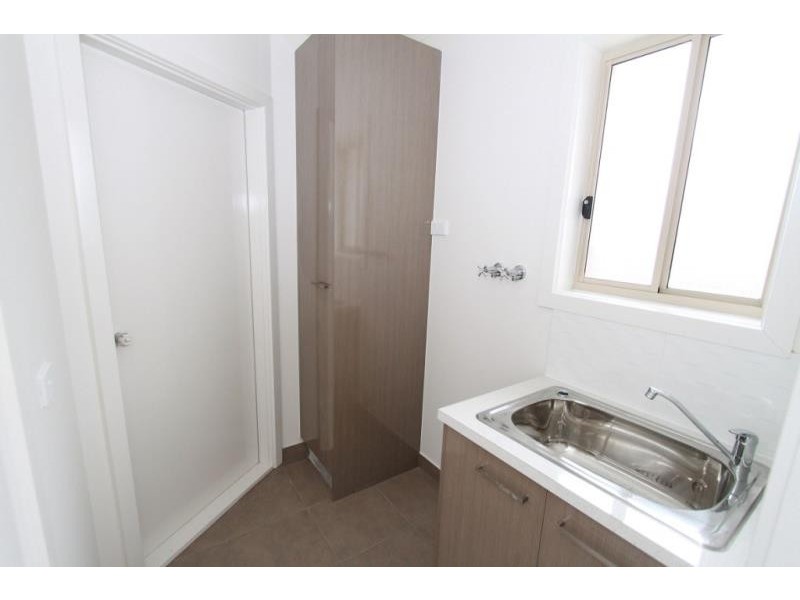 4/6 The Embankment, Kurunjang VIC 3337