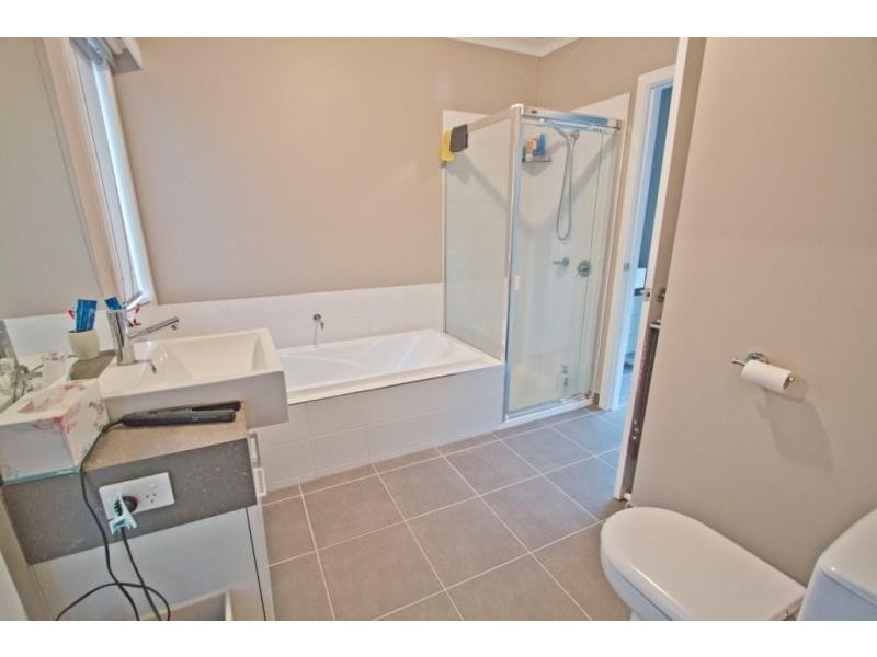 22 Parkleigh Drive, Kurunjang VIC 3337