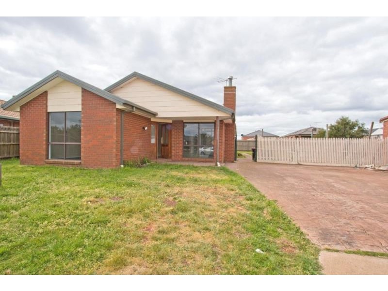 9 Priscilla Court, Melton West VIC 3337