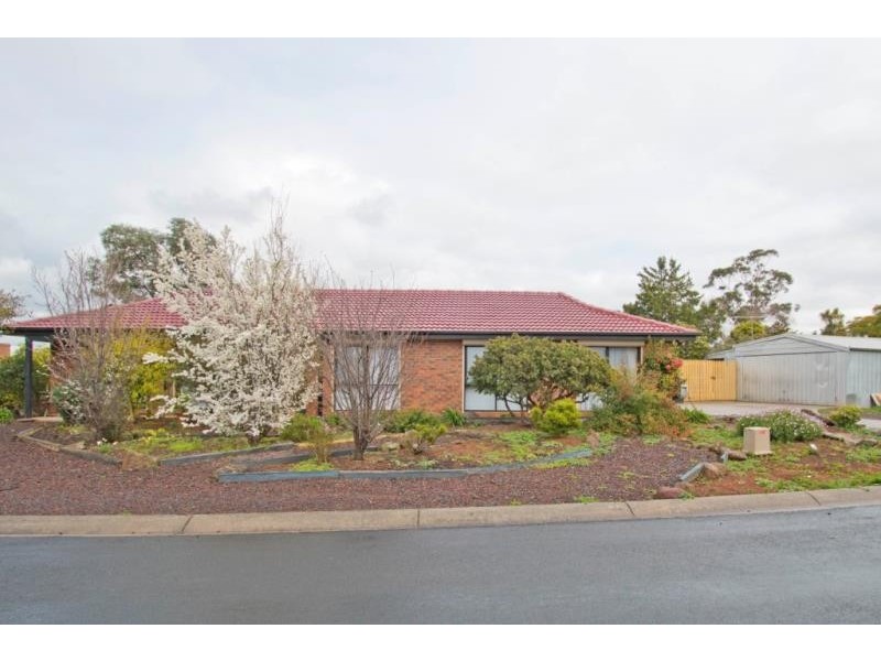 86 Hilton Way, Melton West VIC 3337