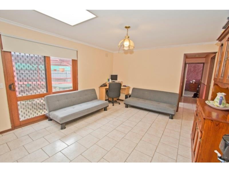 86 Hilton Way, Melton West VIC 3337