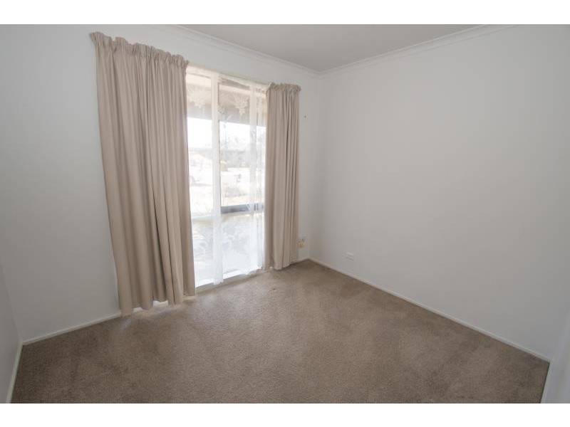 7 Strachan Place, Melton South VIC 3338