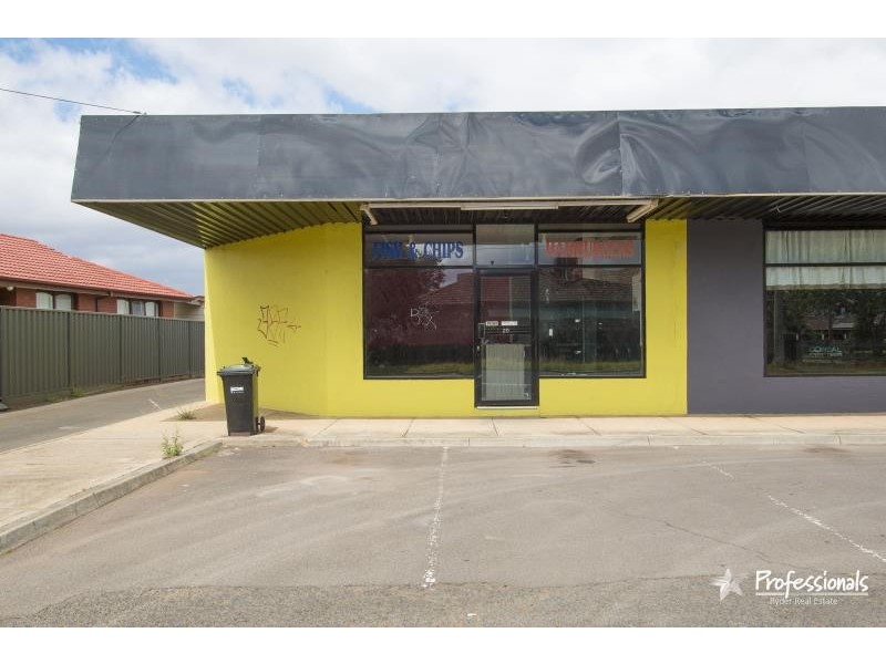 16 Morris Street, Melton South VIC 3338