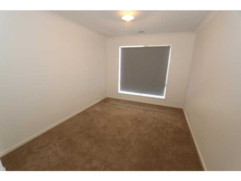 65 Oakpark Drive, Melton West VIC 3337