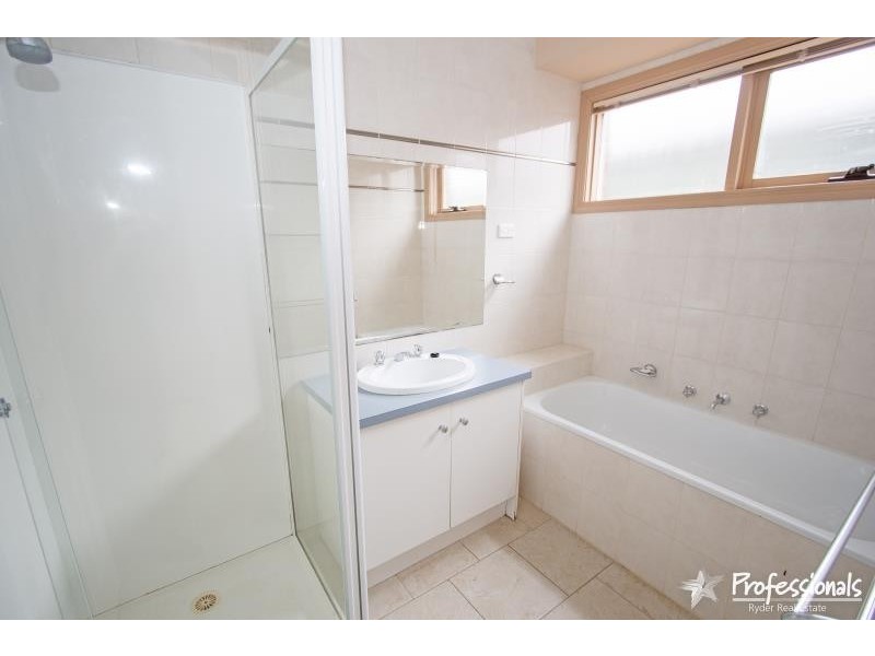 129 Exford Road, Melton South VIC 3338