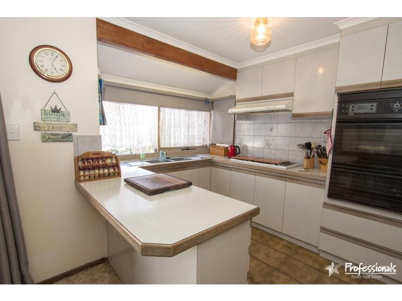 41 Blackdog, Brookfield VIC 3338