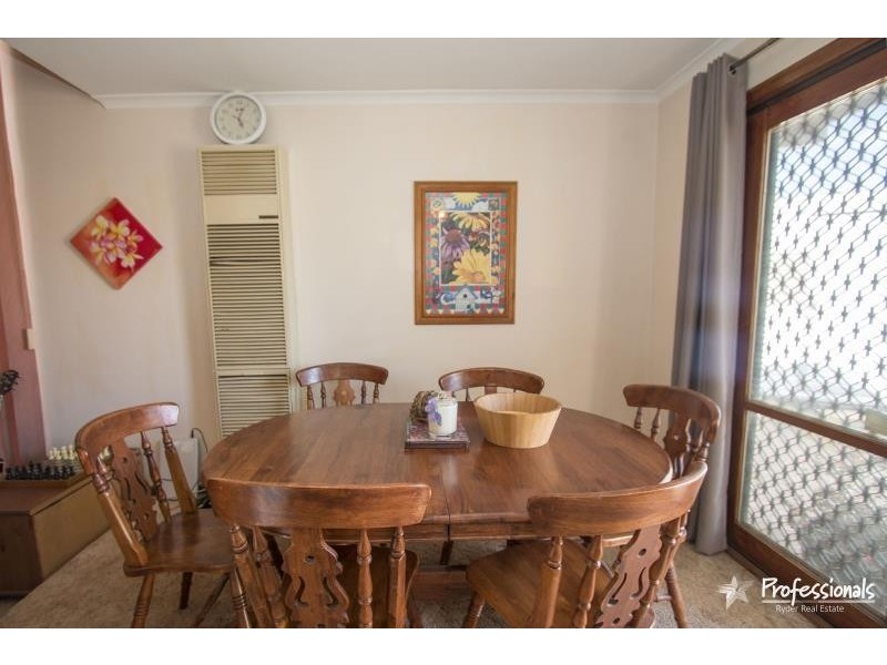 41 Blackdog, Brookfield VIC 3338