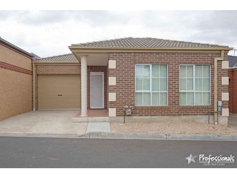 20/45 Gretel Grove, Melton VIC 3337