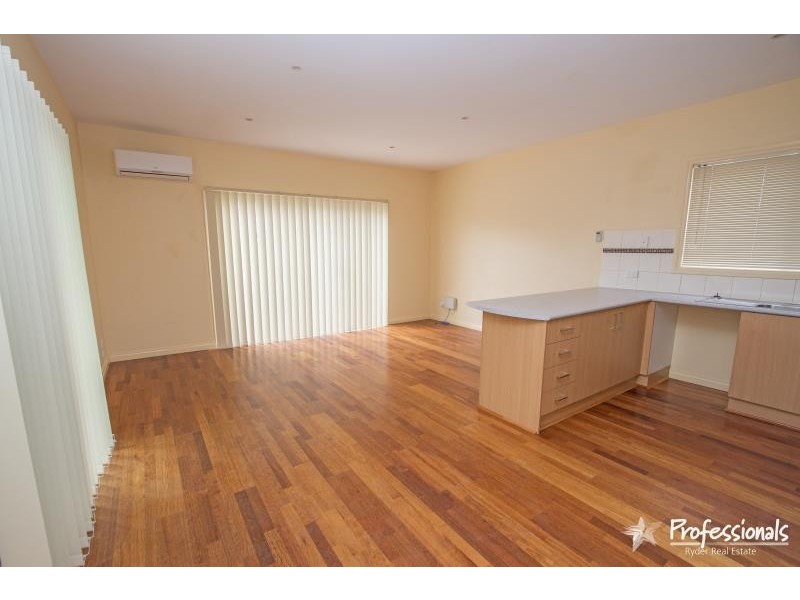 20/45 Gretel Grove, Melton VIC 3337