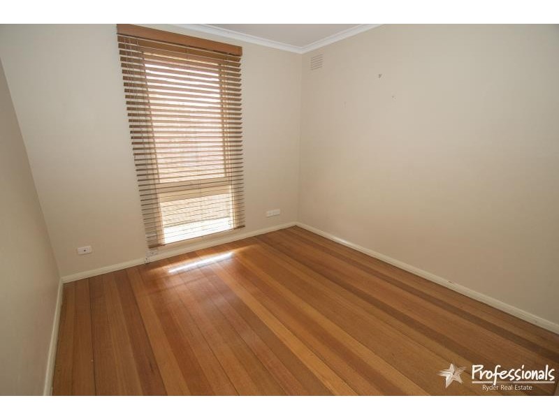 1 Brixton Place, Melton VIC 3337