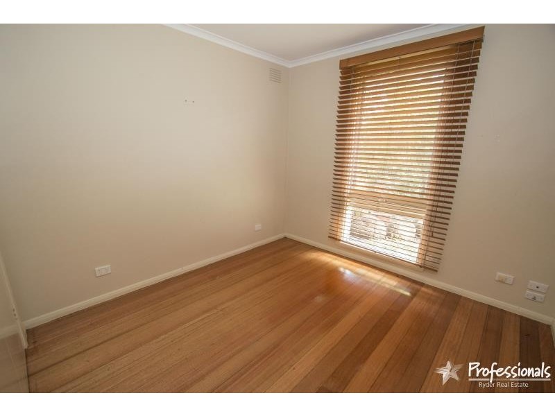 1 Brixton Place, Melton VIC 3337